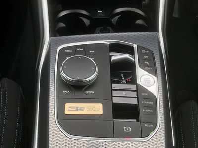 2025 BMW 3 SERIES 缩略图 25