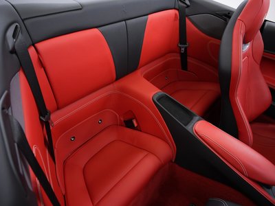 صورة 19 لـ 2020 Ferrari PORTOFINO