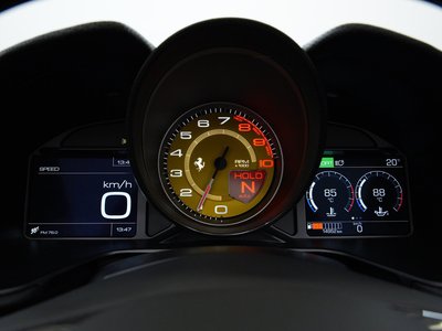 صورة 29 لـ 2020 Ferrari PORTOFINO
