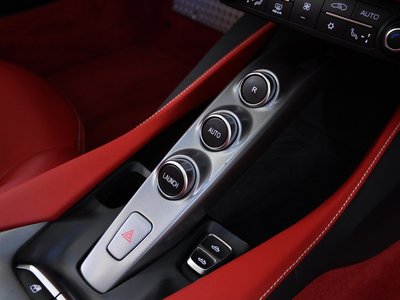 صورة 37 لـ 2020 Ferrari PORTOFINO