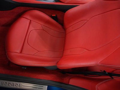 صورة 17 لـ 2020 Ferrari PORTOFINO