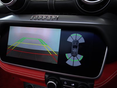 صورة 33 لـ 2020 Ferrari PORTOFINO
