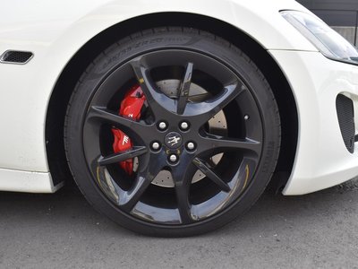 صورة 13 لـ 2015 Maserati GRANTURISMO