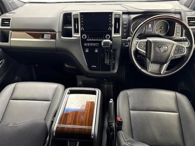 صورة 2 لـ 2020 Toyota GRAND ACE