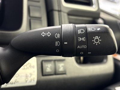 2020 Toyota GRAND ACE 缩略图 25