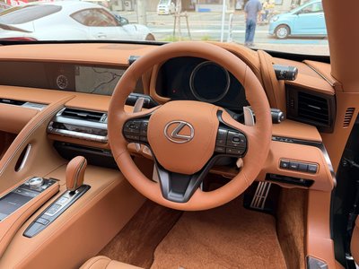 صورة 18 لـ 2020 Lexus LC CONVERTIBLE