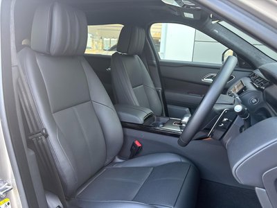 2025 LAND Rover RANGE ROVER VELAR photo 8