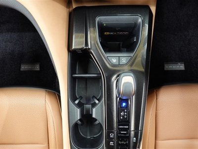 2024 Toyota CROWN SPORT — фото 35