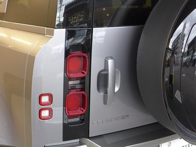 2023 LAND Rover DEFENDER thumbnail 62