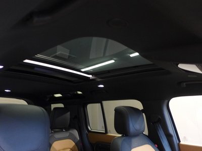 2023 LAND Rover DEFENDER photo 12
