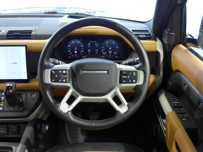 2023 LAND Rover DEFENDER thumbnail 35