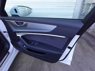 صورة مصغرة 9 لـ 2024 AUDI A6