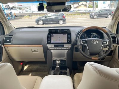 صورة 4 لـ 2023 Toyota LAND CRUISER PRADO