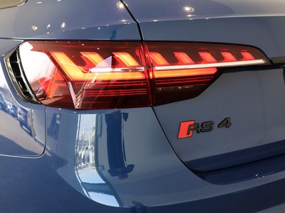 2023 AUDI RS4 AVANT photo 8