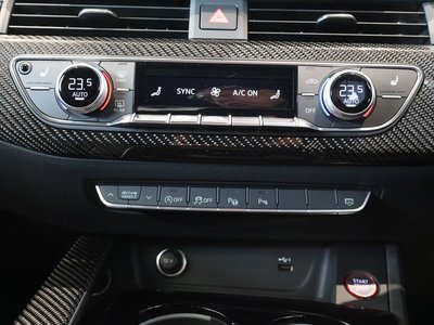 2023 AUDI RS4 AVANT — миниатюра 27