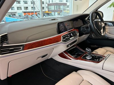 صورة 13 لـ 2021 BMW Alpina XB7