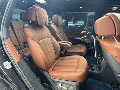 2020 BMW X7 thumbnail 38