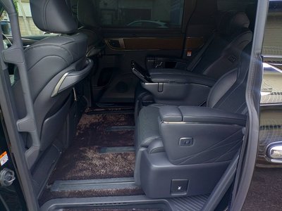 2023 Toyota ALPHARD 照片 30