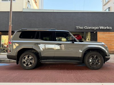 صورة مصغرة 6 لـ 2025 Lexus GX