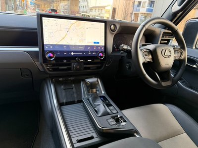 صورة مصغرة 10 لـ 2025 Lexus GX