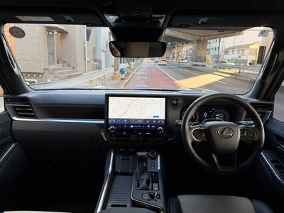 صورة مصغرة 9 لـ 2025 Lexus GX