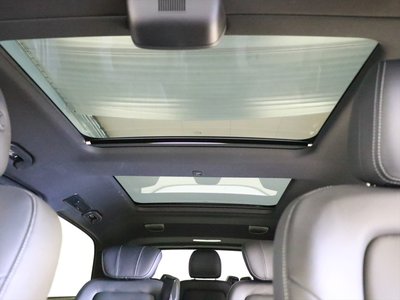 2024 Mercedes-BENZ V-CLASS thumbnail 24
