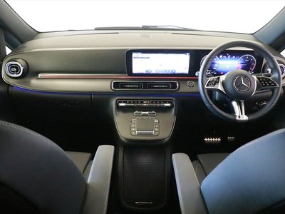 2024 Mercedes-BENZ V-CLASS photo 14