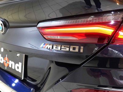 2020 BMW 8 SERIES photo 13