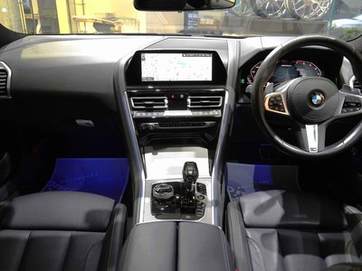 2020 BMW 8 SERIES photo 15