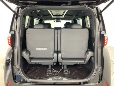 2023 Toyota ALPHARD — фото 30