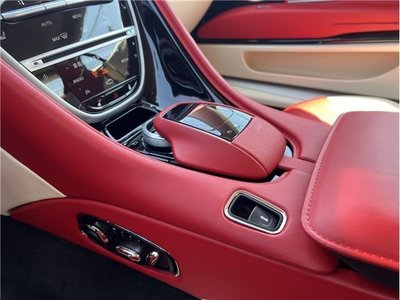 2017 Aston Martin DB11 — миниатюра 20