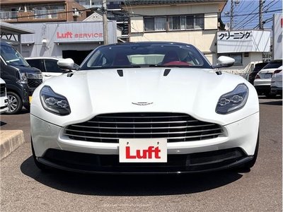2017 Aston Martin DB11 — миниатюра 4