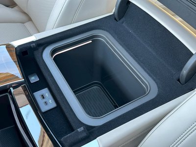 2026 Cadillac ESCALADE — миниатюра 8