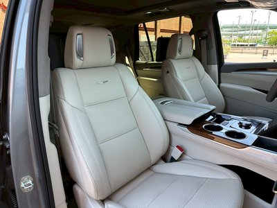 2026 Cadillac ESCALADE — миниатюра 38