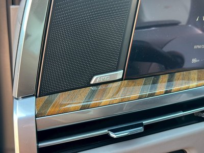 2026 Cadillac ESCALADE — миниатюра 70