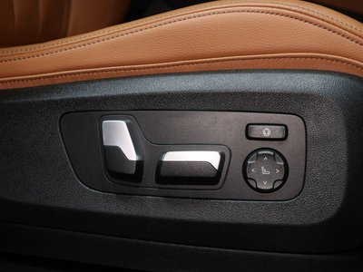 2021 BMW X5 thumbnail 25