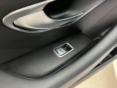 2017 Mercedes-BENZ E-CLASS AMG thumbnail 37