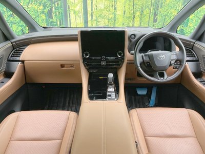 صورة مصغرة 2 لـ 2024 Toyota VELLFIRE