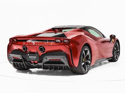 صورة 10 لـ 2024 Ferrari SF90 SPIDER