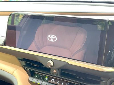 2024 Toyota CROWN SPORT photo 5