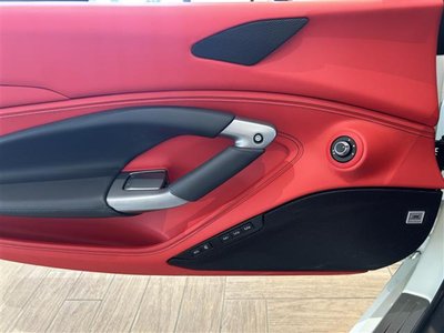 صورة مصغرة 17 لـ 2023 Ferrari F8 SPIDER