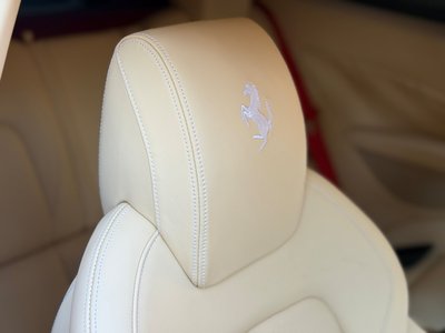 صورة 29 لـ 2010 Ferrari FF