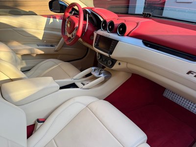 صورة 21 لـ 2010 Ferrari FF