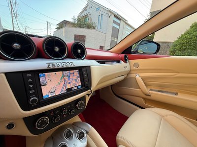 صورة 16 لـ 2010 Ferrari FF