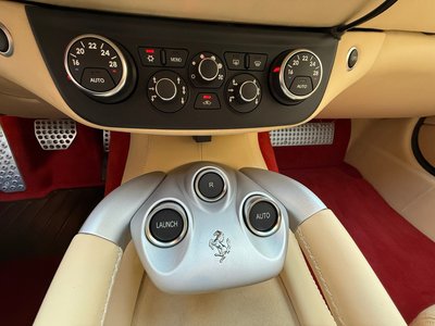 صورة 17 لـ 2010 Ferrari FF
