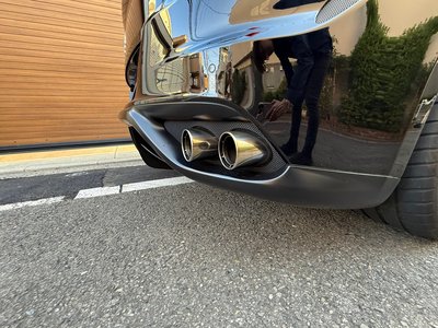 صورة 10 لـ 2010 Ferrari FF