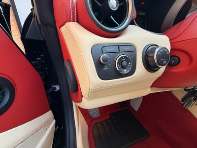 صورة 23 لـ 2010 Ferrari FF