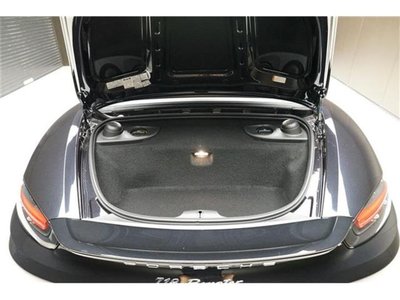 صورة 12 لـ 2016 Porsche 718