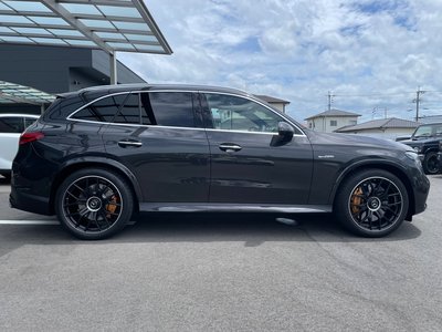 2025 Mercedes-BENZ GLC AMG 照片 3