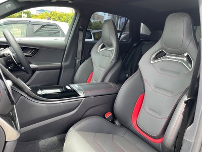 2025 Mercedes-BENZ GLC AMG 照片 11